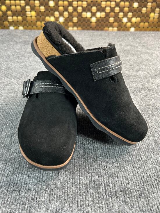 Clarks Shoes - Clarks Brynn Black Suede Clogs WM Size 7 M Faux Fur Lined Buckle Mule Slippers